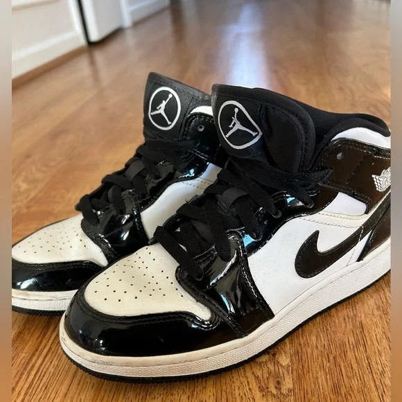 Nike Air Jordan 1 Mid SE All-Star Carbon Fiber GS 2021 DD2192-001. Size 5 Youth - Picture 7 of 14